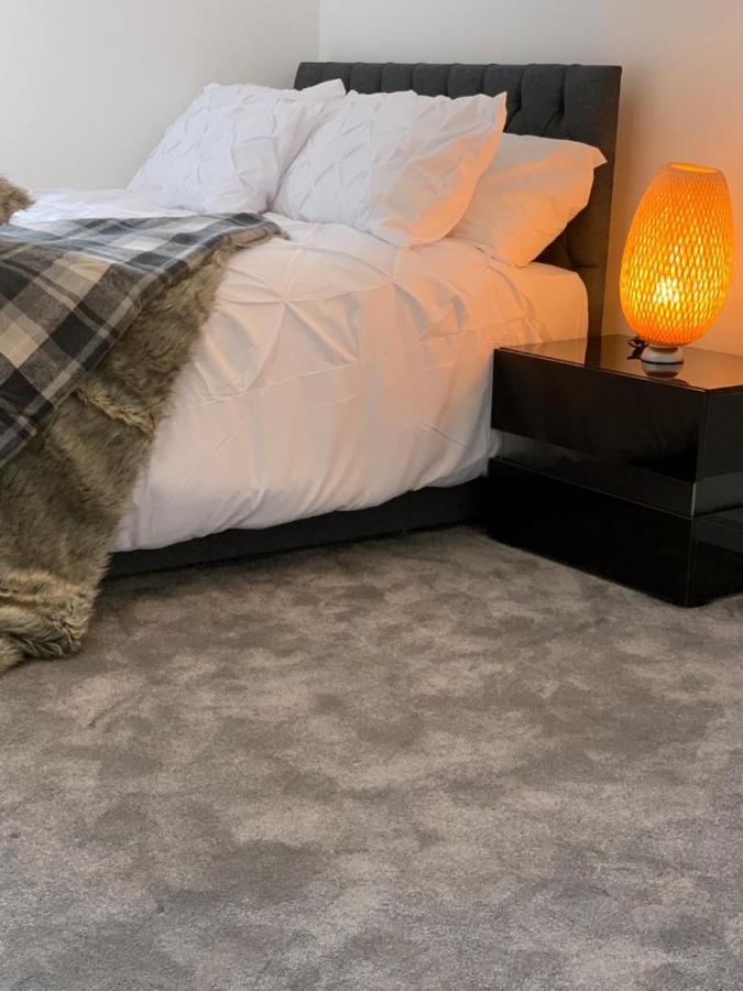 Lakeside 2 Bed Luxury Apartment No Parties No Events Early Check-In Late Check- Out Allowed West Thurrock Exteriér fotografie