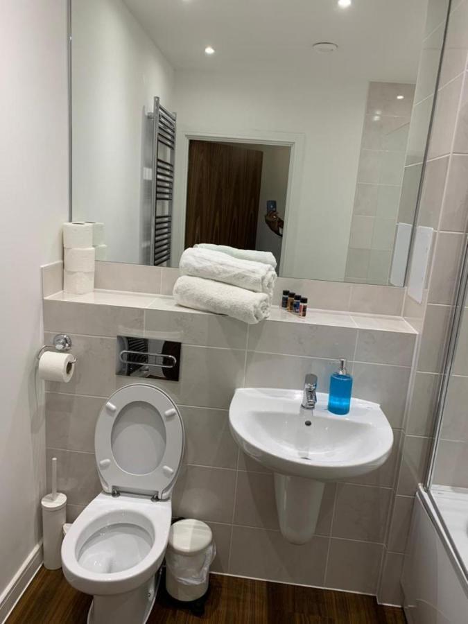 Lakeside 2 Bed Luxury Apartment No Parties No Events Early Check-In Late Check- Out Allowed West Thurrock Exteriér fotografie